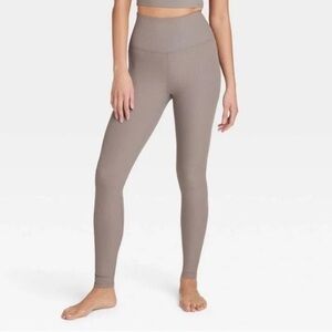 All in Motion | Taupe Ribbed Leggings